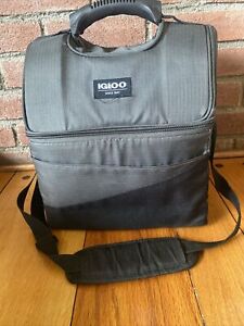 Igloo Insulated Lightweight Gripper Lunch Bag w/ Shoulder tray.