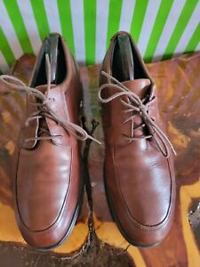Men’s 7 Wide Rockport Brown Leather Apron Toe Oxford Dress Shoes model APM28452