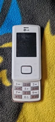 LG Chocolate KG800 Mobile Phone White Untested - Image 1 of 4