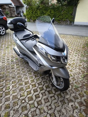 Piaggio X 10 500ccm  5300km TÜV neu - Bild 1 von 2
