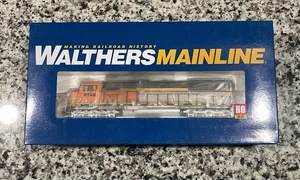 HO Scale Walthers Mainline BNSF SD60M Diesel Locomotive #8149 DCC & Sound - Picture 1 of 4