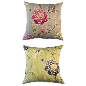 THE WELL DRESSED BED Biarritz Floral Cotton Sateen Accent Pillow Cover 21x21 - Picture 1 of 7