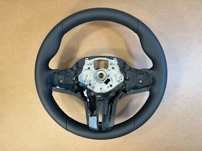 Volante BMW 5 G30 G31 6 G32 X3 G01 X4 G02 X5 G05 X6 G06 X7 M TJA ASSIST+ Foto 1 de 4