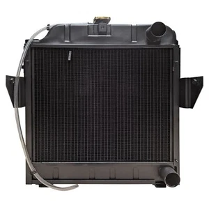 Radiador para Case IH/IHC 553 654 724 824 - Imagen 1 de 6