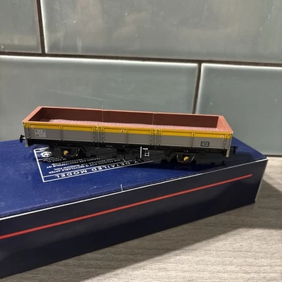 Bachmann 38-055 31 Tonne OCA Dropside Open Wagon - Departmental (Dutch) -  - Image 1 of 4