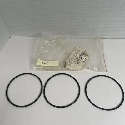 NEW 1990 - 2000 DODGE GRAND CARAVAN WATER PUMP GASKET SEAL 04694474 OEM - Image 1 of 4
