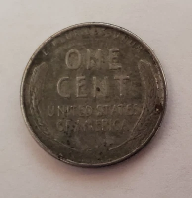 1943 "S" Steel US Penny + 1900 US Silver Dime  "Barber Dime" - Image 1 of 4