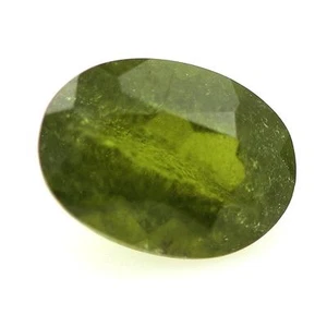 Vesuvianite. 1.75 Cts. Si1 - Picture 1 of 1