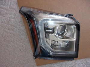 2018 2019 2020 GMC YUKON DENALI RIGHT HEADLIGHT HID LED 84564096 OEM - Picture 1 of 5