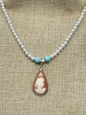 Collana Con Cammeo Corniola , Collana Con Perle E Pietre In Turchese , Argento - Immagine 1 di 2