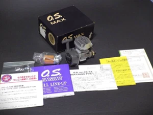 O.S. MAX-CZ-RX 2.11cc 2-stroke glow engine with pull starter for 1/10 R/C cars - Picture 1 of 10