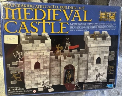 CASTLE BUILDING KIT MEDIEVAL, Build Your Own, Brick Making,Detailed Plans, 10men - Image 1 of 4