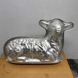 Vintage Aluminum Lamb Sheep Cake Baking Pan 3D Mold 2 Pc Set Easter Double Sided - Picture 1 of 8