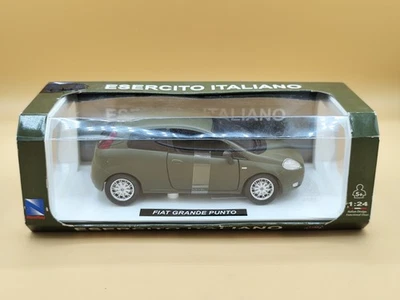 1/24 Fiat Grande Punto Vert Mat 2005 Newray ref: 71166 - Photo 1/4