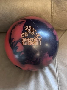 900 Global Honey Badger Intensity BOWLING BALL 15lb Used - Picture 1 of 6