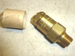 NOS! SPRAYING SYSTEMS Co. 1/4" LNN HYDRAULIC ATOMIZING SPRAY NOZZLE, 3W - Picture 1 of 2
