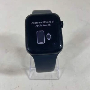 Unlocked Apple Watch SE 2nd Gen 44MM Black Aluminum Black Sport Band - Picture 1 of 6