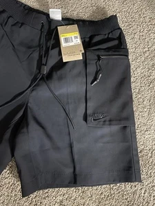 Nike Herren Sportswear Tech Pack Shorts Woven Gr. S - Bild 1 von 15