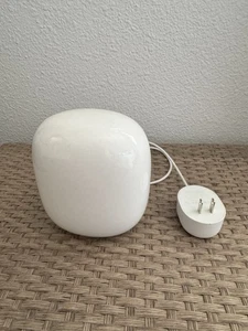 Google Nest Wi-Fi Pro Wi-Fi 6E Tri-Band Wireless Router - White G6ZUC - Picture 1 of 5