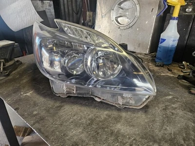 Conjunto de faros LED Toyota Prius 2010-2011 lado del pasajero derecho genuino OEM Foto 1 de 4