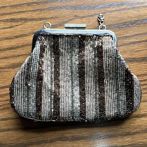 Liz Claiborne Braun Silber Perlen Handtasche Abendtasche Clutch Samt - Bild 1 von 13