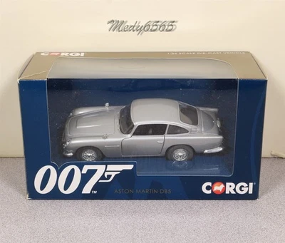 Corgi James Bond "Golden Eye" Old Aston Martin DB5 Scale1/36 - Image 1 of 4