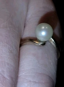 VTG 10K Gold Dainty Single 6mm Pearl Ring, Delicate Band, Sz 5, 2g Gift Box - Picture 1 of 16