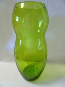 Pegatina ZODAX 13" Chartreuse Vidrio Verde Contemporáneo Jarrón/Urna-Adjunta Caída - Imagen 1 de 7