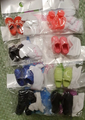FAT-CATZ-COPY-CATZ 2x KOMPATIBEL MIT BARBIE PUPPEN KLEIDUNG ZUBEHÖR NIEDLICHE SCHUHE & SOCKEN