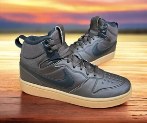 Bota Nike Court Borough Mid 2 GS 'Barroque Brown Gum' #BQ5440-200 - 5.5Y 7.5 Wms - Imagen 1 de 14