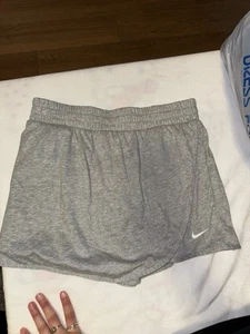 New With Tags Nike! Size Large Children’s Girls Grey Skort! Excellent - Picture 1 of 6
