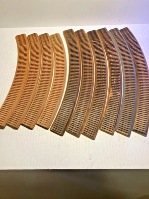(10) VINTAGE TRU-SCALE HO WOODEN ROADBED 20"  22" - Image 1 of 3