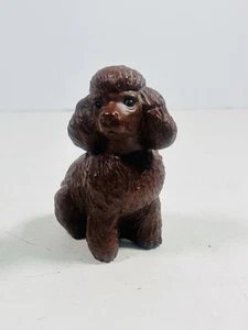 Vintage 1989 Red Mill Mfg Poodle Dog Puppy Figurine Crushed Pecan Resin - Picture 1 of 8