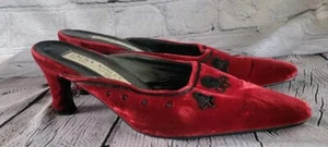 Laura Ashley Red Velvet Kitten Heel Shoes Elegant Made In Spain 38 7.5 - Picture 1 of 9