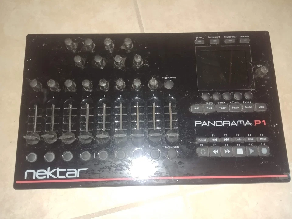 Superficie de control Nektar Panorama P1 Foto 1 de 1