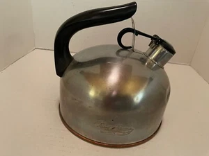 Vintage Revereware 1801  Tea Kettle Copper Bottom 2 Quart 98-C Korea PLEASE READ - Picture 1 of 4