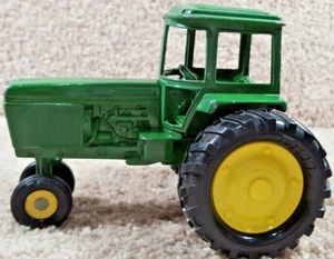  ERTL 1/32 Scale Diecast Green John Deere #66 Series Tractor With Plastic Tires - Picture 1 of 10