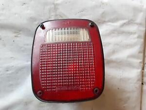 1987-2006 JEEP WRANGLER Tail Light Assembly Right