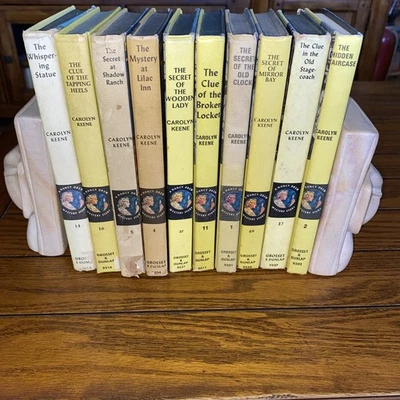 LOT OF 10 NANCY DREW Vintage Hardcover Books 30’s to 60’s Yellow Matte - Imagem 1 de 4