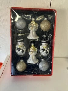 Fresh Decor Set Of 8 Small Christmas Tree Ornoments - Picture 1 of 7