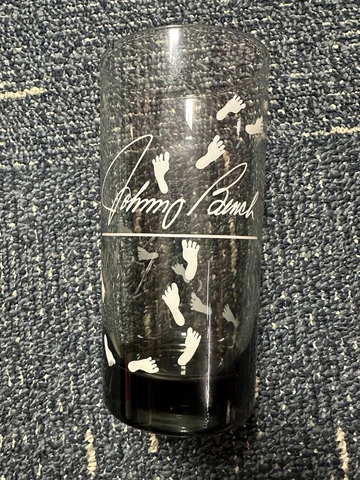 Johnny Bench Cincinnati Reds 6.5" glass with footprint pattern RARE Cover