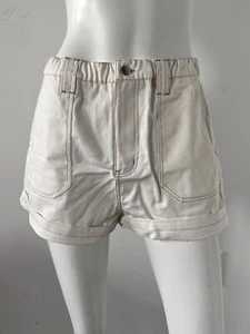 Pantalones cortos Fashion on Earth marfil tiro alto talla mediana - Imagen 1 de 5