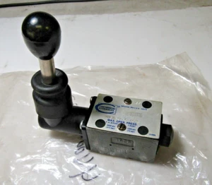 ✌ NEW CONTINENTAL HYDRAULICS DIRECTIONAL CONTROL VALVE VM5M-2A-G-10-B - Picture 1 of 4
