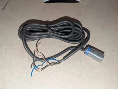 NEW TELEMECANIQUE XS1-N18PA349 PROXIMITY SWITCH 091156 12-24V - Image 1 of 4