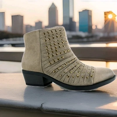 Botines para mujer White Mountain Desire con tachuelas Stone talla 6,5 908-W28192 tobillo  Foto 1 de 4