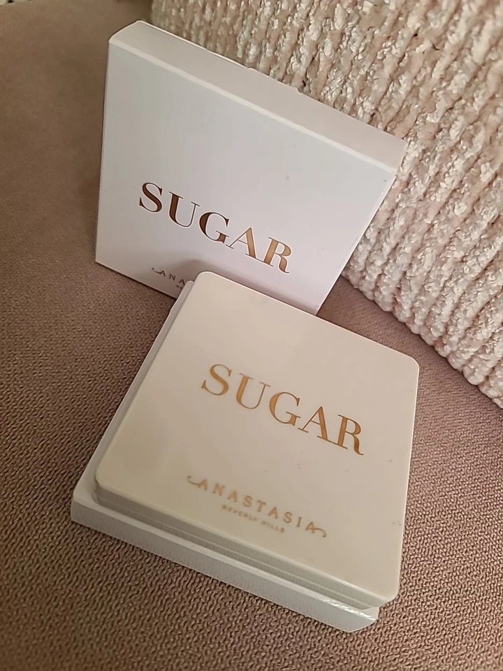 Paleta de sombras de ojos Anastasia Beverly Hills Sugar Mini. Nuevo en caja Foto 1 de 2
