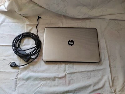 Laptop hp AMD A10-9600P RADEON R5 CORES 4C + 6G 2.40GHz - Immagine 1 di 4