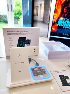 SUPERB! 3 IN 1 MAINS FAST 15W WIRELESS CHARGING STATION APPLE IOS ANDROID WHITE - Picture 1 of 7