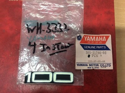 PIEZAS ORIGINALES YAMAHA EMBLEMA CUBIERTA LATERAL DERECHA 100 LTMX 1972 305-21786-02 Foto 1 de 4