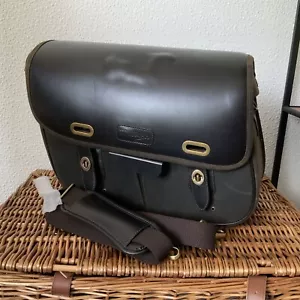 Triumph Bonneville Bobber/Speedmaster Waxed Cotton Bag Brown Right - Picture 1 of 12